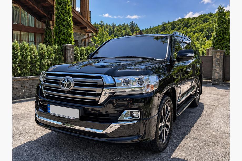 Toyota Land Cruiser 200 2007-2021 Kit carrozzeria 2016-2021 (Executive 2019) Foto 5