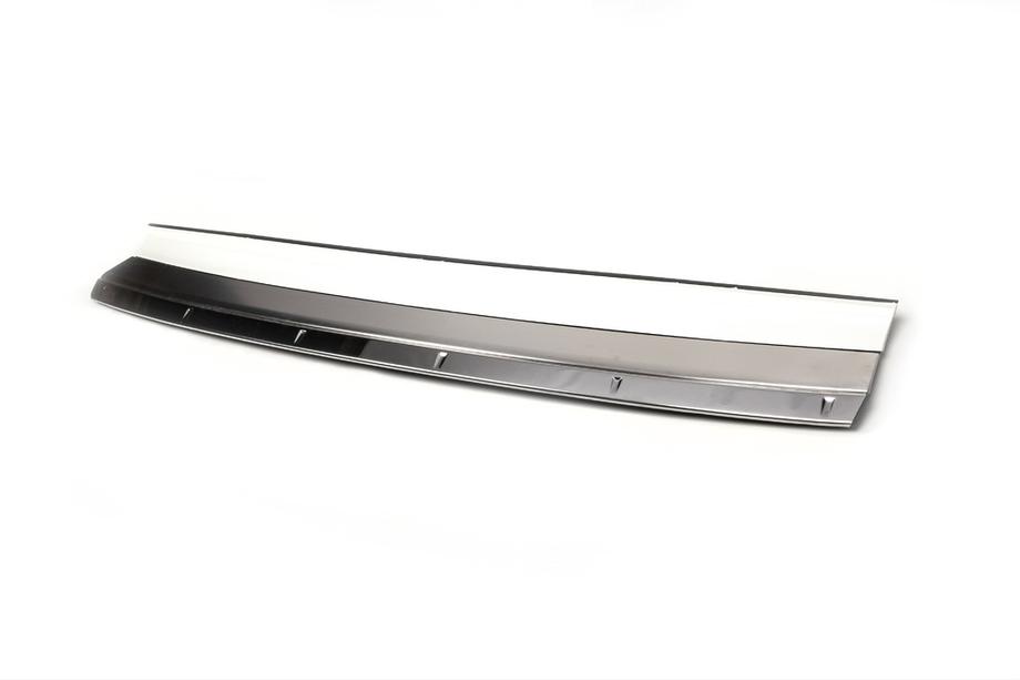 Lexus LX570/450d 2008-2022 Inserto Paraurti Posteriore Cromo (2012-2015) Image
