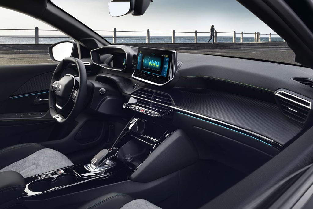 Sfoglia berlina compatta Peugeot 208 nuova generazione