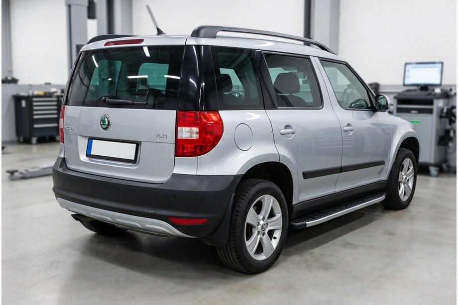 Skoda Yeti 2009-2017 Pedane laterali Fullmond (2 pz, alluminio) Image