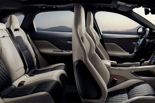 Pimp modifica del premio di crossover Jaguar F-Pace SVR Foto 6