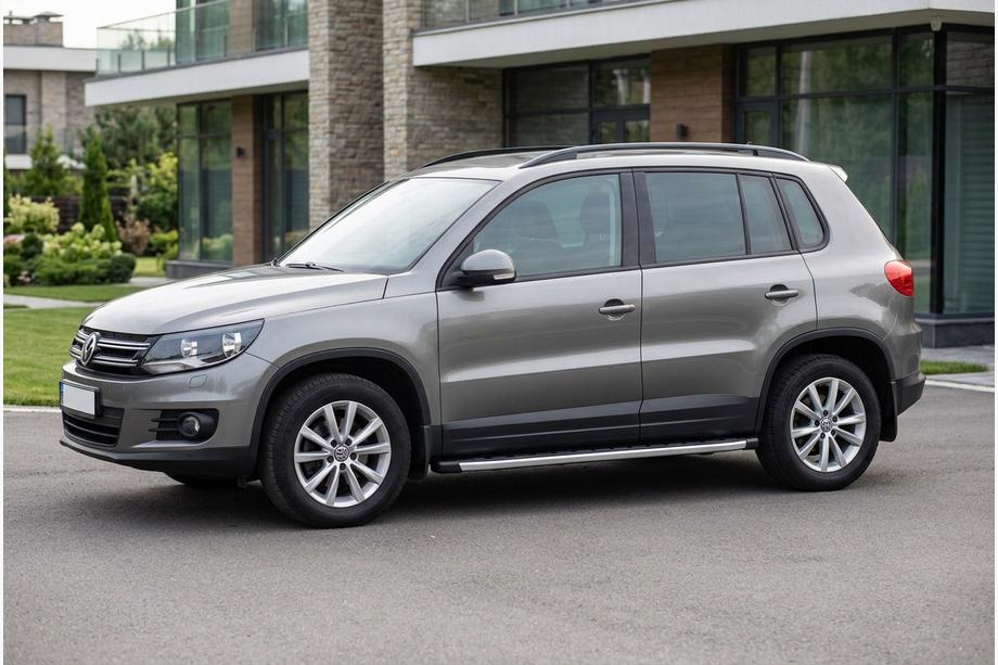 Volkswagen Tiguan 2007-2016 Pedane laterali Fullmond (2 pz, alluminio) Image