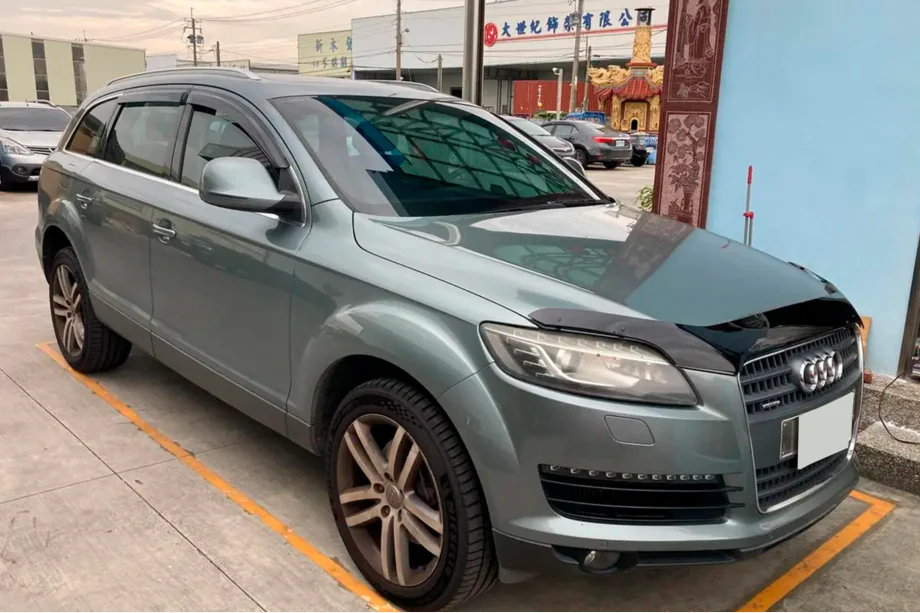 Audi Q7 2005-2015 Deflettori Finestrini (4 pz, HIC) Foto 1