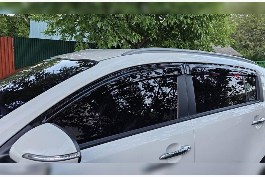 Kia Sportage 2010-2015 Deflettori Finestrini (4 pz, HIC) Image
