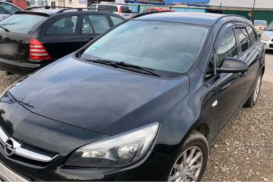 Opel Astra J 2009-2015 Deflettori Finestrini HB (4 pz, HIC) Foto 8