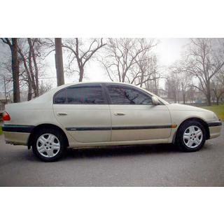 Deflettori Aria SD (4 pz, HIC) Toyota Avensis 1998-2003