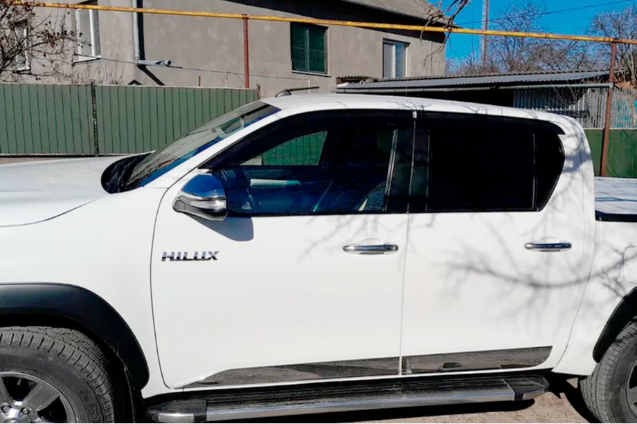 Toyota Hilux 2015- Deflettori Finestrini (4 pz, HIC) Foto 6