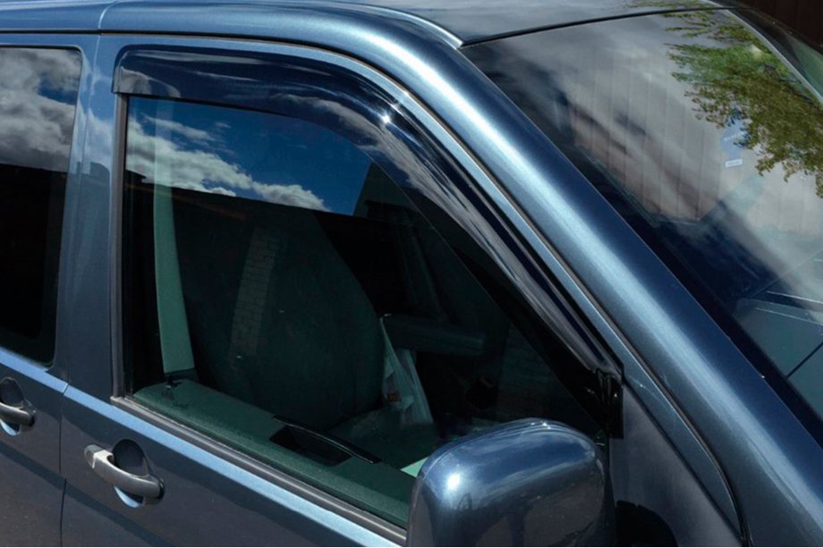 Volkswagen T5 Transporter 2003-2010 Deflettori Finestrini (2 pz, HIC) Foto 5