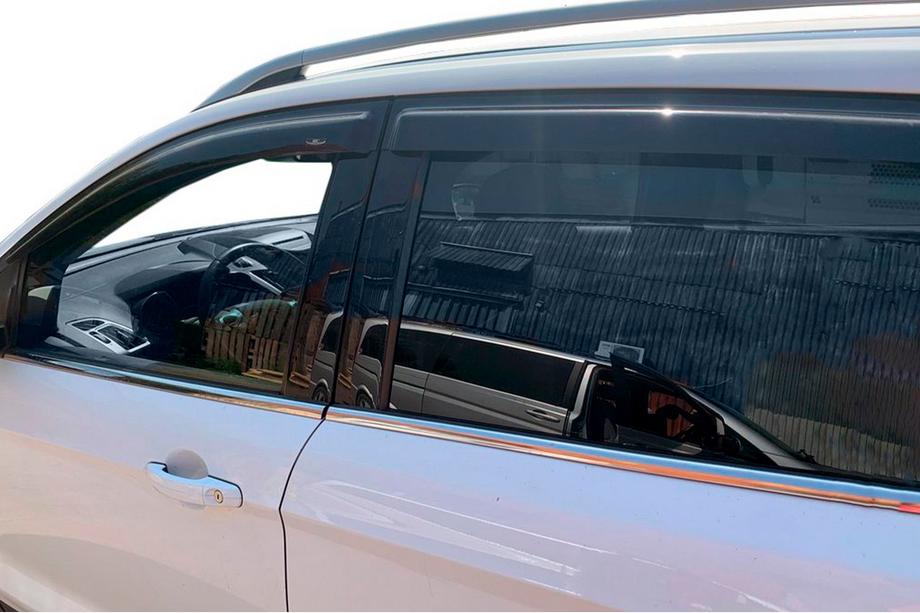 Volkswagen Tiguan 2007-2016 Deflettori Finestrini (4 pz, HIC) Foto 8