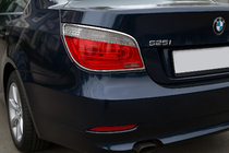 BMW 5 Series E60/E61 2003-2010 Coperture cromate per fanali posteriori (2 pz, plastica) foto 1