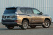 Recensione di un suv di lusso Lexus GX460 foto 3