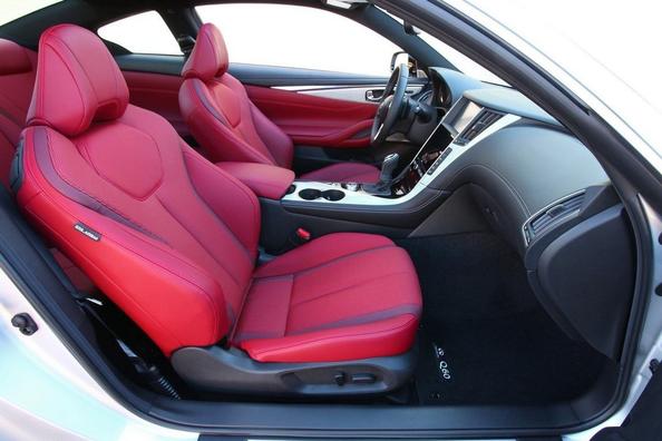 Sfoglia coupé sportiva Infiniti Q60 Foto 7