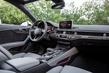 Panoramica della berlina sportiva di Audi S4 foto 5