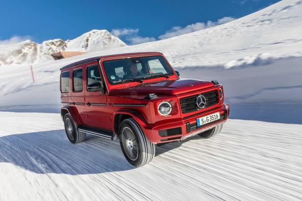 Modello rinnovato del SUV Mercedes-Benz Classe G Foto 2