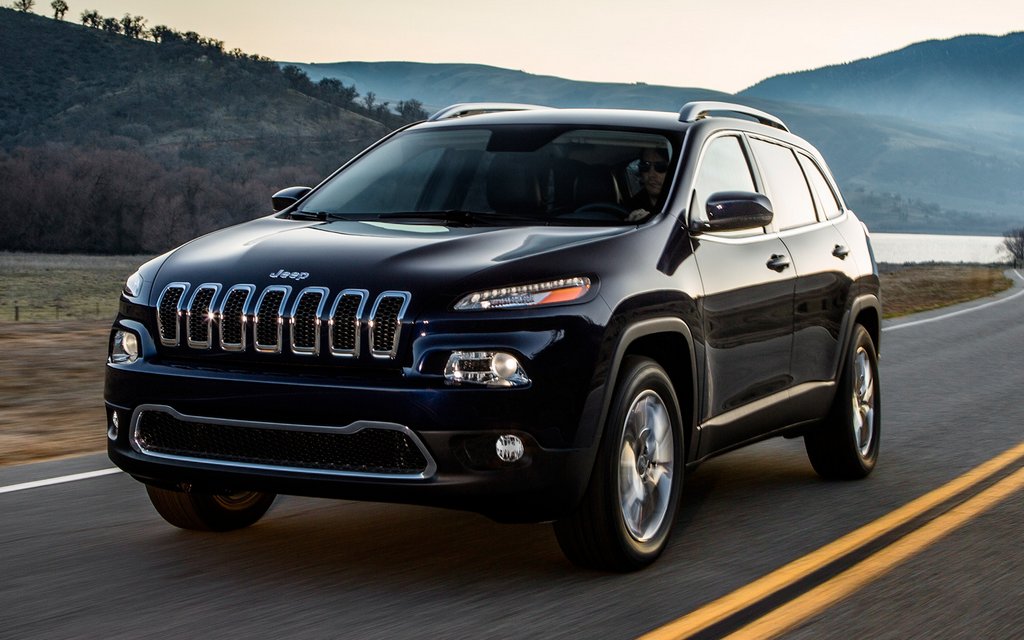 Recensione di medie dimensioni di crossover Jeep Cherokee