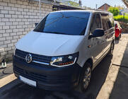 Volkswagen T6 2015-2024 Fari anteriori con luci diurne a LED Black (2015-2019, 2 pz) foto 1