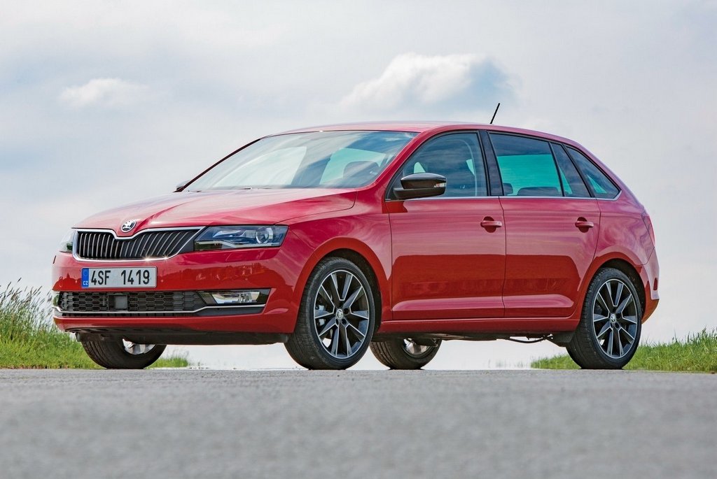 Aggiornata modello berlina Skoda Rapid Spaceback