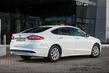 Recensione di medie dimensioni berlina Ford Mondeo foto 8