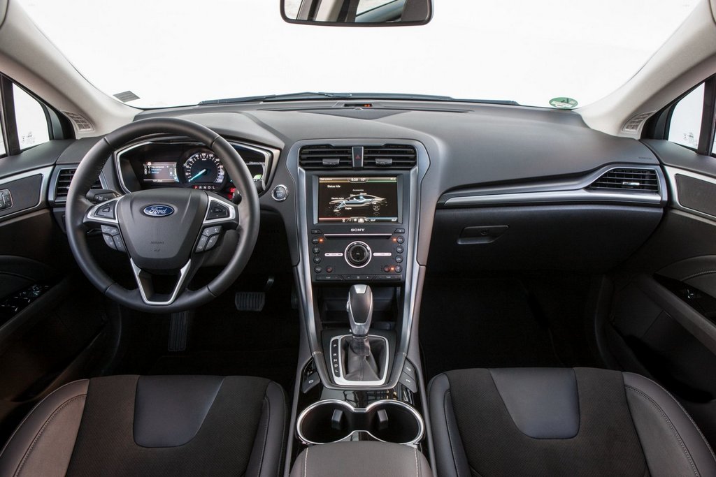 Recensione di medie dimensioni berlina Ford Mondeo