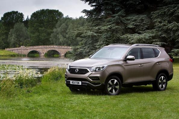 Sfoglia telaio suv SsangYong Rexton Foto 3