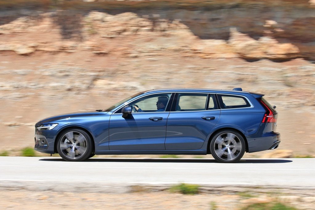 Sfoglia premium station wagon Volvo V60