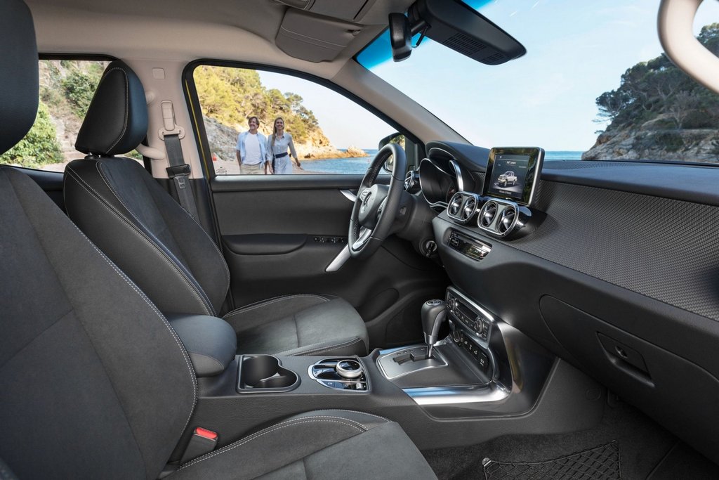 Sfoglia furgone Mercedes-Benz X-Class