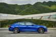 La prima generazione della berlina Genesis G70 foto 6