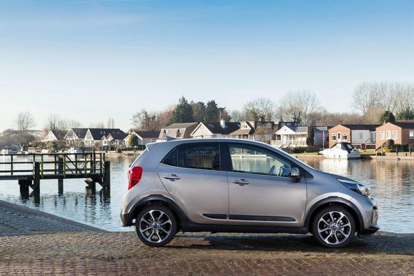 Modifica crossover della berlina Kia Picanto X-Line Foto 5
