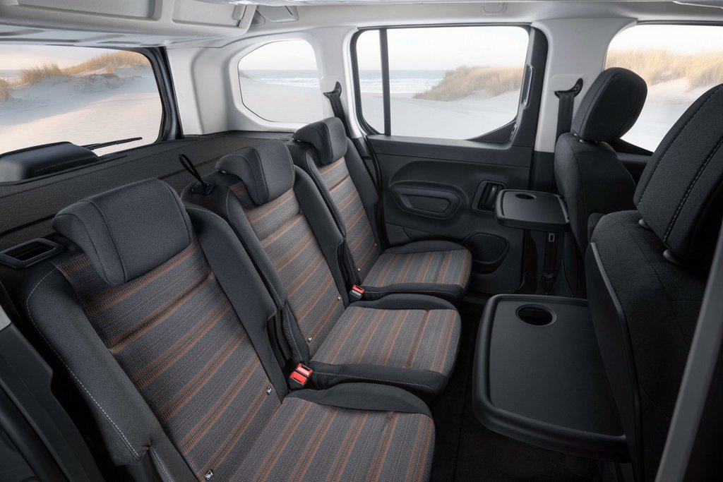 Recensione del furgone compatto Opel Combo Life