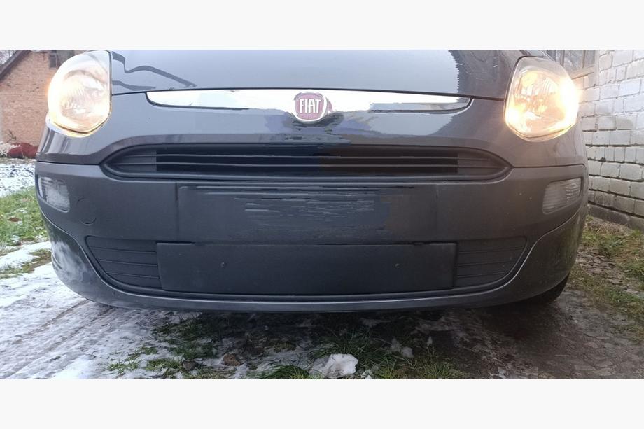 Fiat Punto Grande/EVO 2006-2018 Griglia invernale (EVO, Punto) Image