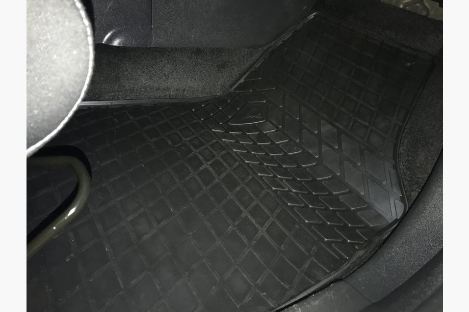 Renault Megane III 2009-2016 Tappetini in gomma (4 pz, Stingray Premium) Foto 3