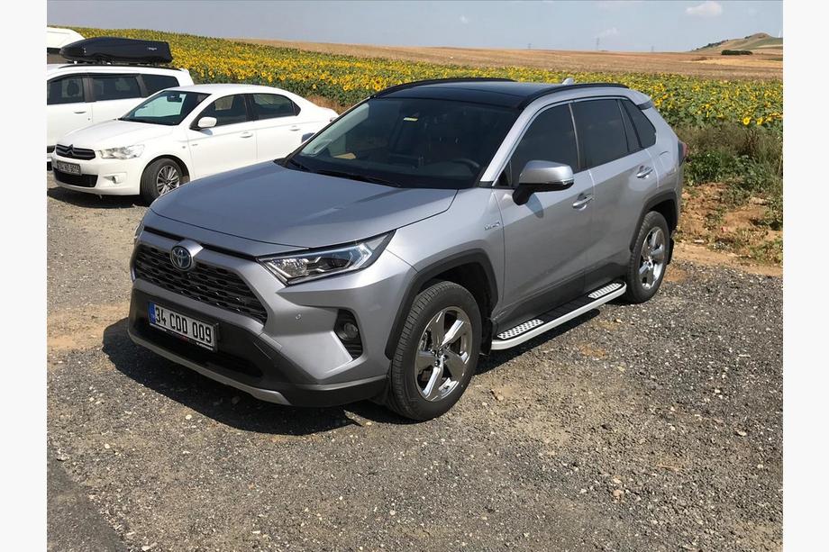 Toyota Rav 4 2019–2025 Pedane Laterali Tayga V2 (2 pz, Alluminio) Foto 10