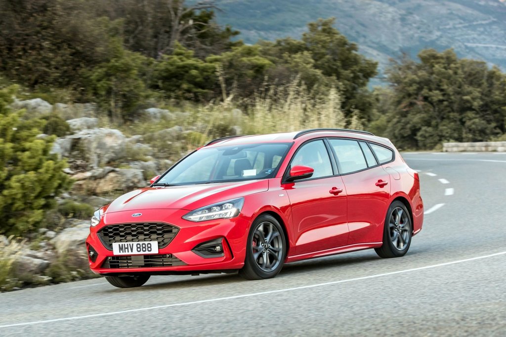Sfoglia station wagon quarta generazione di Ford Focus Wagon