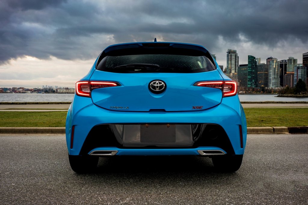 Una nuova generazione di cinque porte berlina Toyota Corolla