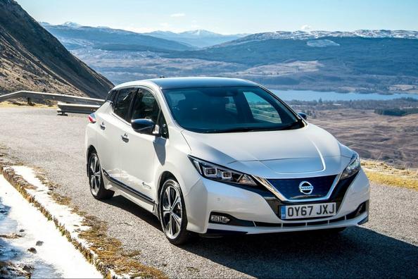 La seconda generazione di un veicolo elettrico Nissan Leaf