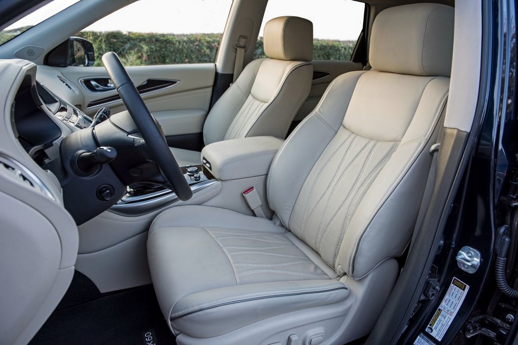 Sette posti crossover Infiniti QX60