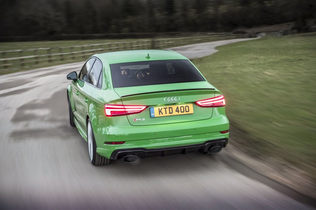 Recensione del cd di sport berlina Audi RS3