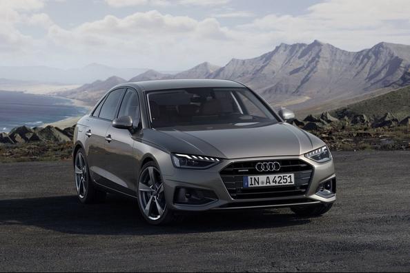 Recensione di medie dimensioni berlina Audi A4