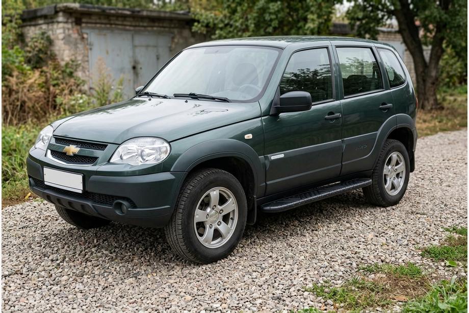 Chevrolet Niva 1998-2020 Pedane Laterali Bosphore Black (2 pz, Alluminio) Image