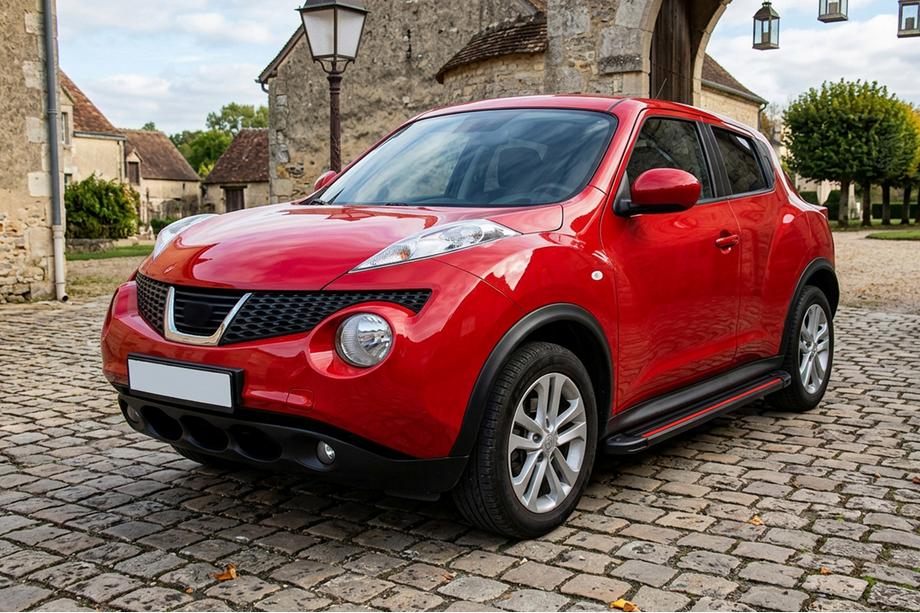 Nissan Juke 2010-2019 Pedane Laterali Maya Red (2 pz, Alluminio) Image