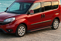 Opel Combo 2012-2018 Pedane Laterali Maya Red (2 pz, Alluminio) foto 1