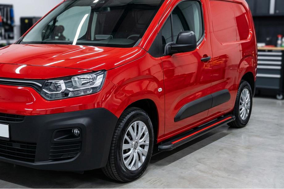 Peugeot Partner/Rifter 2019- Pedane Laterali Maya Red (2 pz, Alluminio) Image