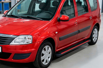 Renault Logan MCV 2005-2013 Pedane Laterali Maya Red (2 pz, Alluminio) foto 3