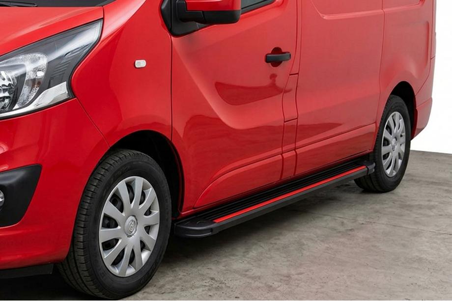 Renault Trafic 2015- Pedane Laterali Maya Red-Black (2 pz, Alluminio) Image