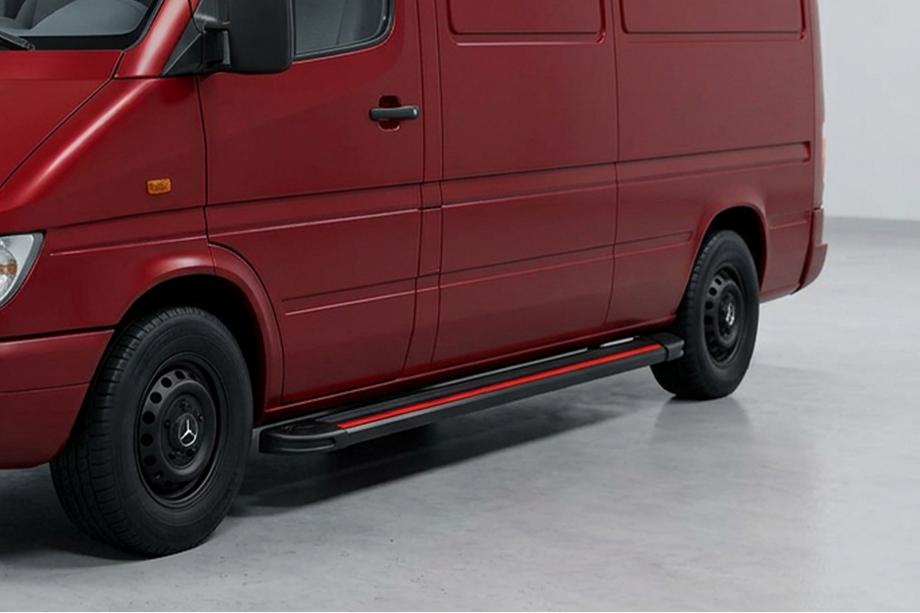 Volkswagen LT 1995-2006 Pedane Laterali Maya Red (2 pz, Alluminio) Passo Medio Foto 1
