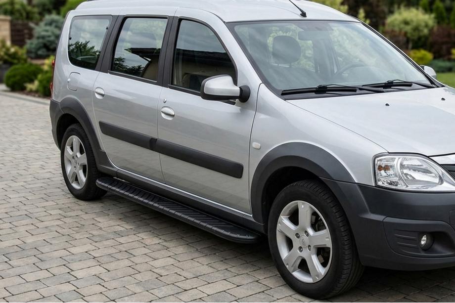 Lada Largus 2012- Pedane Laterali Bosphorus Black (2 pz, Alluminio) Image
