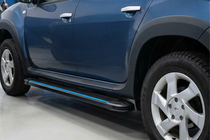 Dacia Duster 2008-2018 Pedane Laterali Maya Blue (2 pz, Alluminio) foto 1