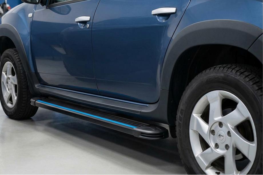 Dacia Duster 2008-2018 Pedane Laterali Maya Blue (2 pz, Alluminio) Image