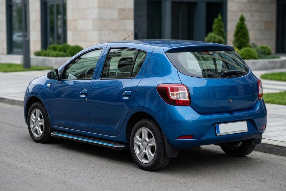 Dacia Sandero 2013-2020 Pedane Laterali Maya Blue (2 pz, Alluminio) Foto 1