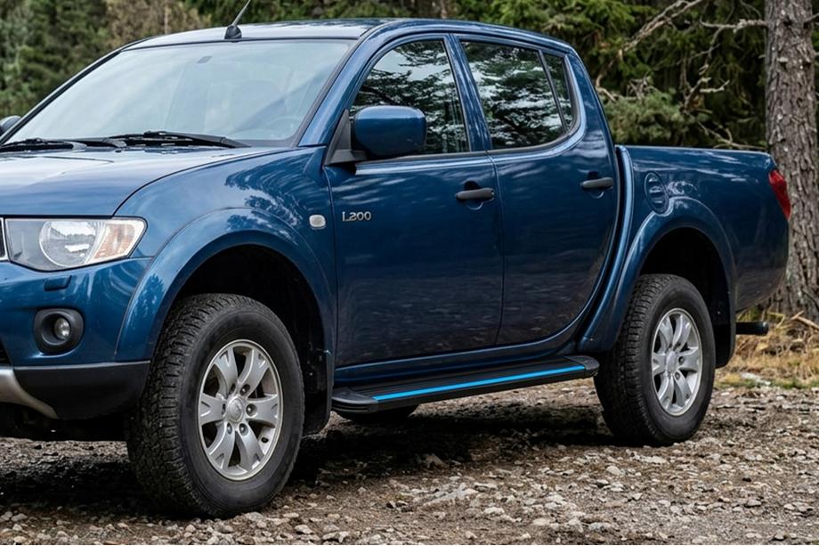 Fiat Fullback 2016- Pedane Laterali Maya Blue (2 pz, Alluminio) Foto 1